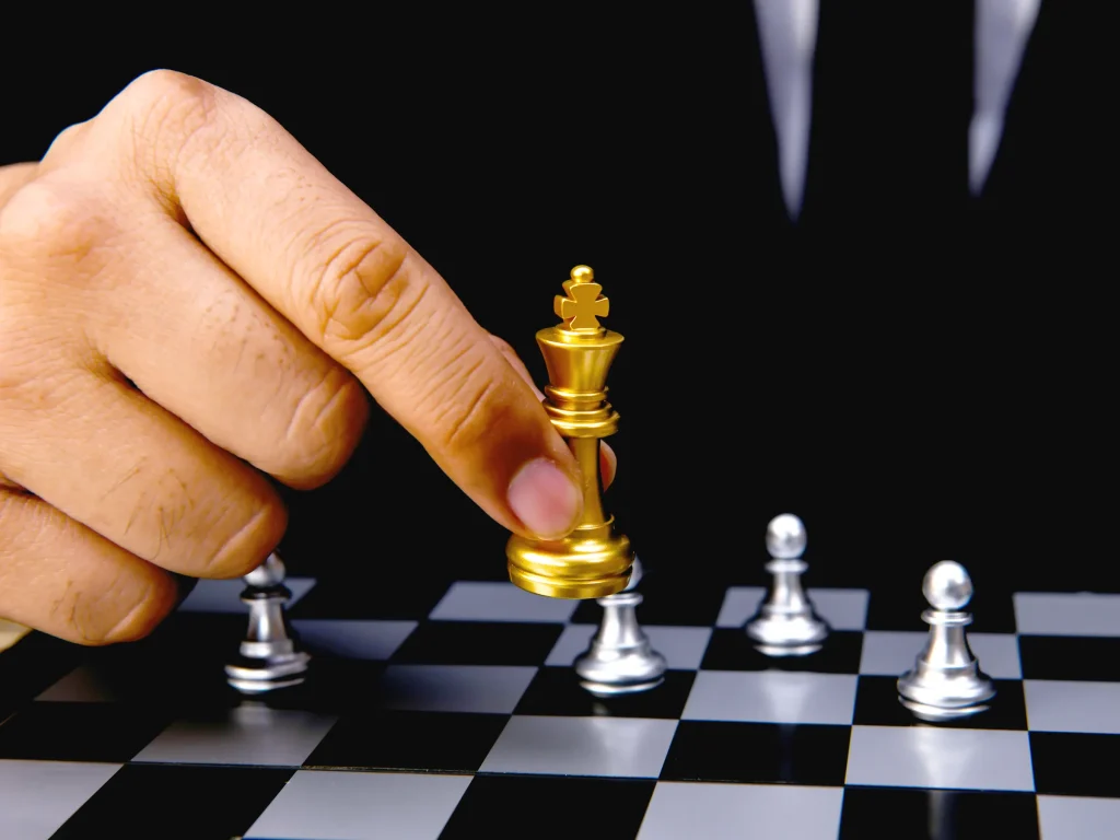 Learn-Chess-Online-Gear-1053741472