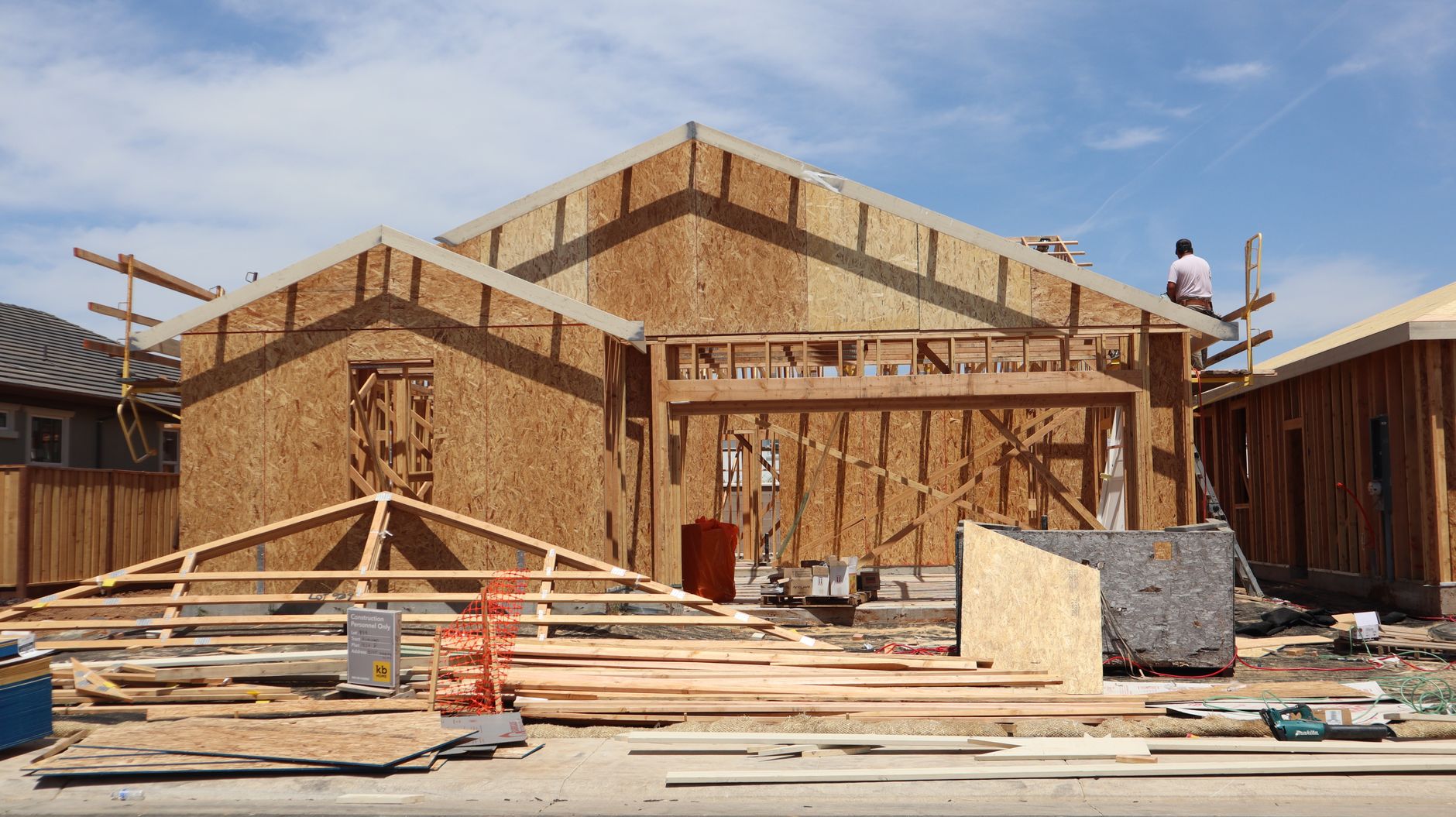 construction draws Florida